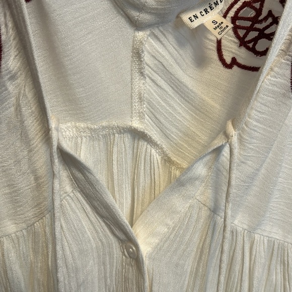 En Creme blouse - Picture 6 of 9